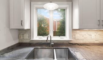 4226 40TH St N, Arlington, VA 22207