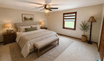 48190 265th St, Brandon, SD 57005
