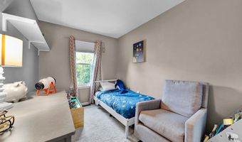 301 CHEROKEE Cir, Ambler, PA 19002