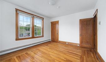 3288 Mendon Rd, Cumberland, RI 02864