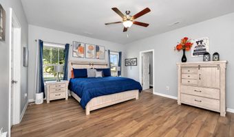 17323 Brooklawn St, Athens, AL 35611