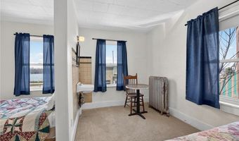 201 N Main St, Alma, WI 54610