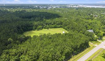 1441 Blue Meadow Rd, Bay St. Louis, MS 39520