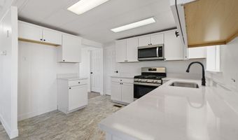 700 Thornbird Dr, Fallon, NV 89406