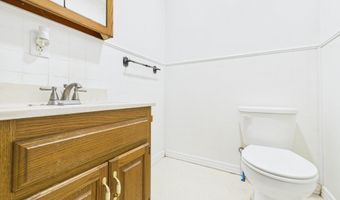 705 E 27th St, Anderson, IN 46016