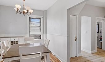 25 Hoppin Ave, East Providence, RI 02915