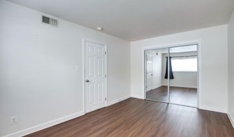4965 AMERICANA Dr 104, Annandale, VA 22003