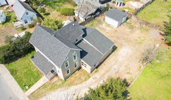 235 W 10 St, Laurel, DE 19956