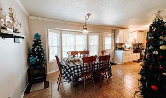 1019 8th St, Arab, AL 35016