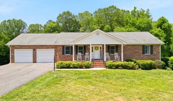 419 Holly Hills Dr, Altavista, VA 24517