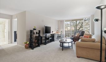 4600 S FOUR MILE RUN Dr 207, Arlington, VA 22204