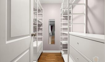 1615 E CENTRAL Rd 218C, Arlington Heights, IL 60005