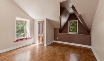 827 Tyler Creek Rd, Ashland, OR 97520