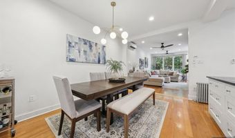 617 Avenue E, Bayonne, NJ 07002