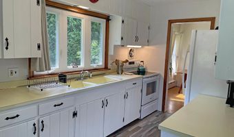 138 Cedar St, Brattleboro, VT 05301