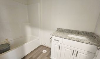 902 Lockett Station Rd, Albany, GA 31707
