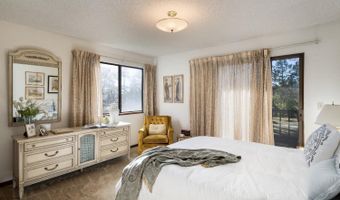 1045 Summit Lake Dr, Angwin, CA 94508