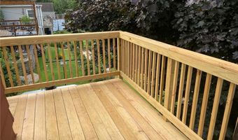 1004 S 2nd St, Alma, WI 54610