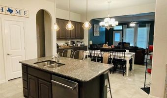 208 Mineral Point Dr, Aledo, TX 76008