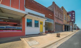 1024 Military Avenue & 204 W 9th St, Baxter Springs, KS 66713
