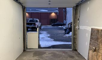 1840 Barnum Ave B, Bridgeport, CT 06610