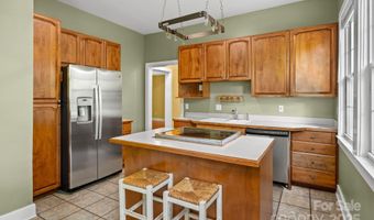 5 Parker Rd, Asheville, NC 28803