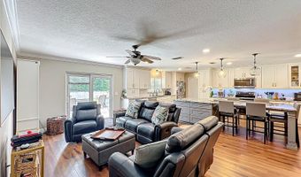 404 BROADVIEW Ave, Altamonte Springs, FL 32701