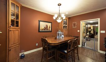 1584 Hawkins Ln, Bells, TN 38006