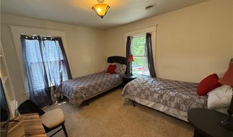 928 S 6th St, Atchison, KS 66002