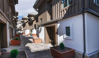 63 Avondale Ln R-213, Beaver Creek, CO 81620