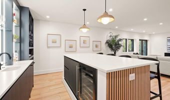 3108 6TH St N, Arlington, VA 22201