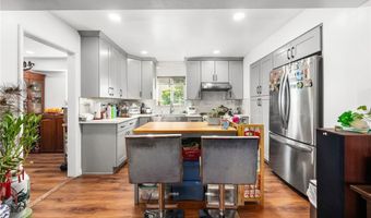 1150 Okoboji Dr, Arcadia, CA 91007