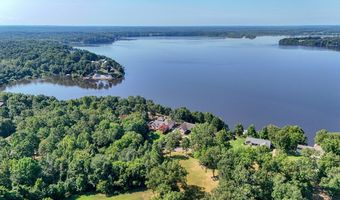 390 Branch Loop Rd, Big Sandy, TN 38221