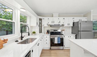 444 Church St, Appomattox, VA 24522