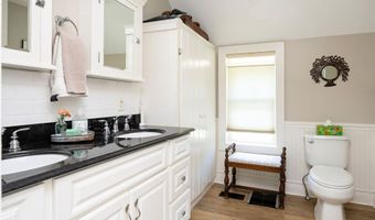 1559 W Shore Rd, Cabot, VT 05647