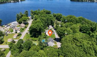 34 Amesbury Ave, Amesbury, MA 01913