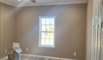 155 Peach Ln, Baxley, GA 31513