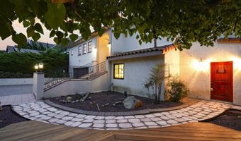 6829 Corintia St, Carlsbad, CA 92009