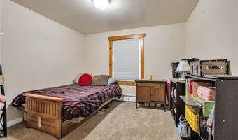 218 Garrison Rd, Amherst, NY 14221