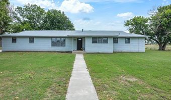1411 Parker Dairy Rd, Alvord, TX 76225