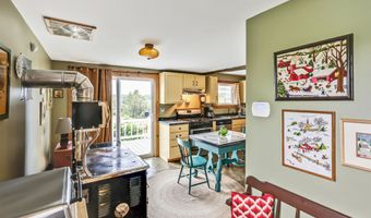 2066 Hinman Settler Rd, Brownington, VT 05860