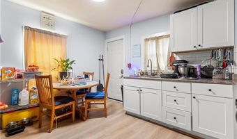 152 Washington St, Central Falls, RI 02863