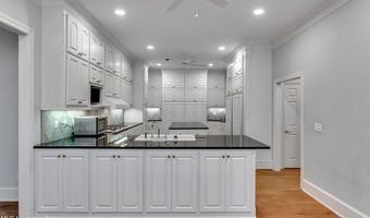 121 Poplar Ridge Dr, Brandon, MS 39047