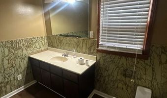 618 S Columbus, Aberdeen, MS 39730