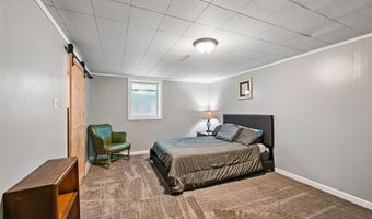 300 S Oak St, Anamosa, IA 52205