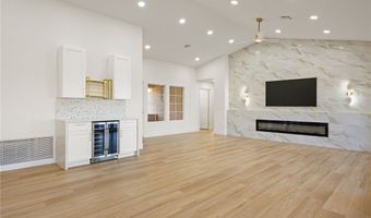 2808 Crown Ridge Dr, Las Vegas, NV 89134