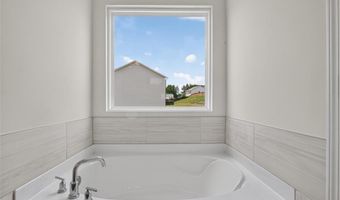 107 Ledgemont Way, Acworth, GA 30101