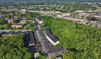 132 Hoffman Ave 207, Cranston, RI 02920