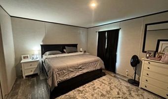 11729 E John St, Bicknell, IN 47512