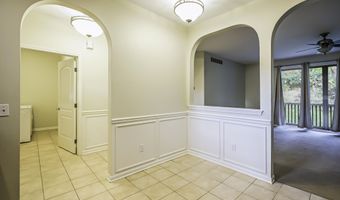 2962 Hunley Dr, Ann Arbor, MI 48105